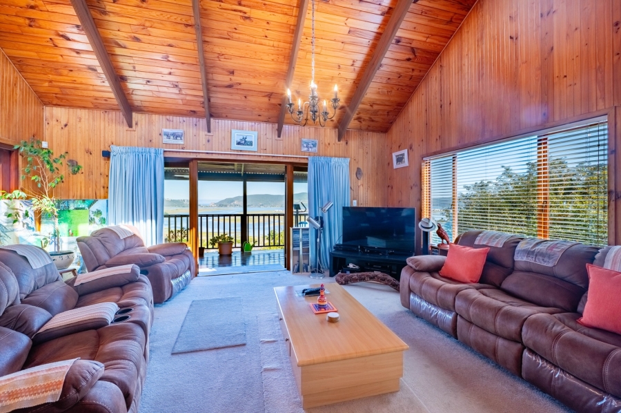5 Bedroom Property for Sale in Old Place Western Cape